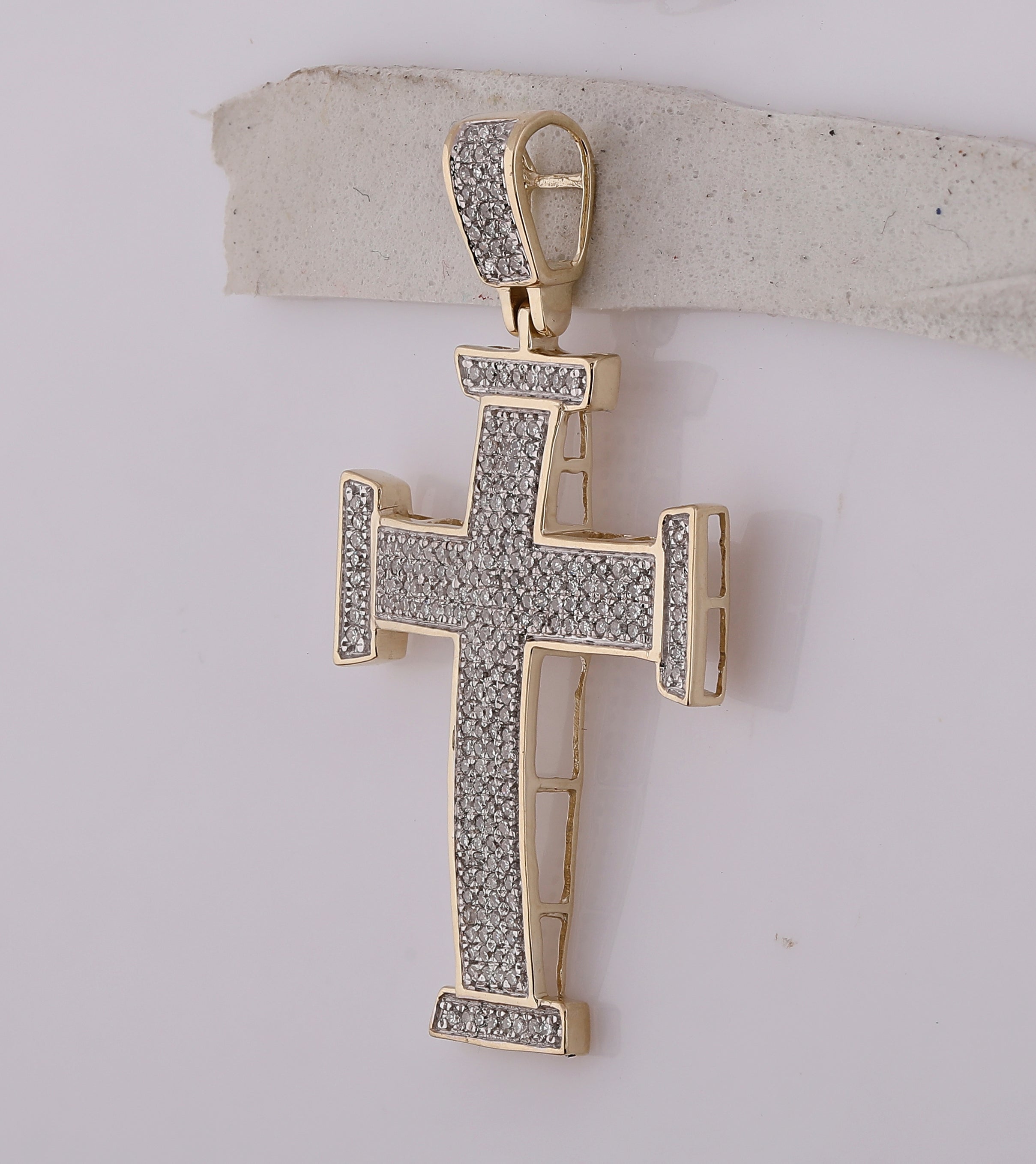 10kt Yellow Gold Mens Round Diamond Cross Charm Pendant 3/4 Cttw